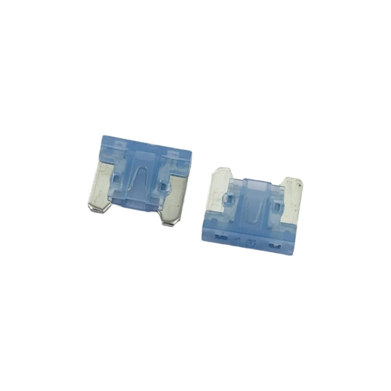 Предохранитель Nord-Yada MICRO 15A (11x3,9мм,h9,1) W269-1 2шт. 901767