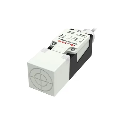 Индуктивный датчик Lanbao LE40XZSN40DPOY-D, Sn=40 мм, 40x40x140 Пластик незаподлицо, 10...30DC NO PNP, IP67, клемм.коробка 07-00041214