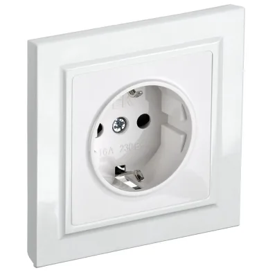 Розетка IEK Brite встраиваемая белая с заземлением со шторками (BR-R14-16-K01-F)