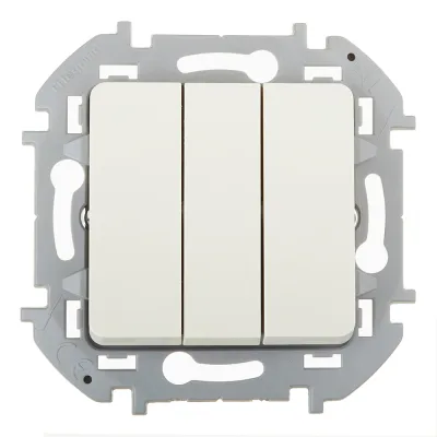 Выключатель Legrand Inspiria трехклавишный встраиваемый слоновая кость (673541)