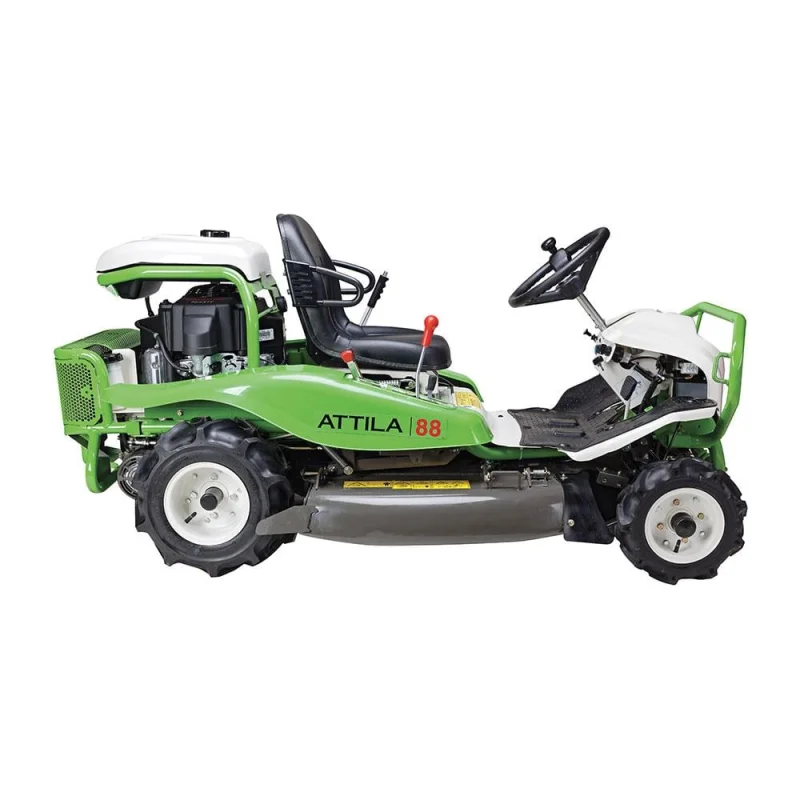 Ездовая косилка для высокой травы и сложных условий ETESIA с шириной кошения 88 см AK88