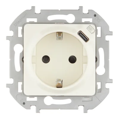 Розетка Legrand Inspiria встраиваемая слоновая кость с заземлением с USB Type-C (673771)