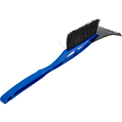 Зимняя щетка со скребком 52 см черная щетина KRAFT KT 830058