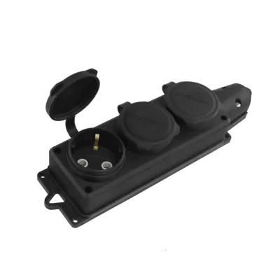 Колодка 3 розетки UNIVersal с заземлением 16 А 250 В IP44 с крышкой черная (1323)