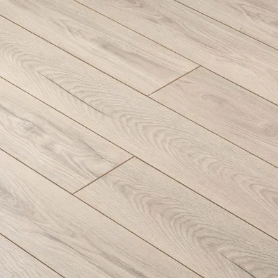 Ламинат 33 класс Ultradecor Expert Choice дуб светлый карпентер 1285х192х8 мм 2,22 кв.м с фаской