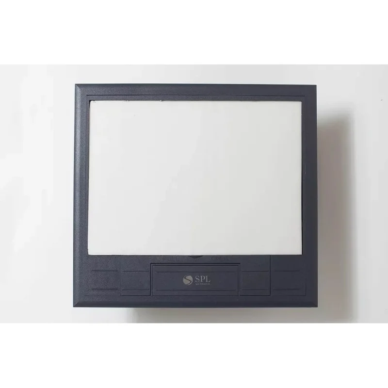 Люк на 6 постов SPL 45x45, металл/ пластик, с пластиковой коробкой, IP40 300006
