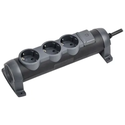Удлинитель IEK COMFORT У03К 3 места 3м 3х1,5мм2 16А черный 694602